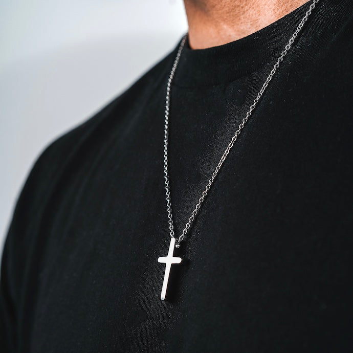 Cross Pendant Necklace - Silver