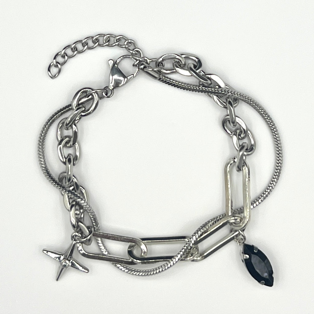 Star & Onyx Chain Bracelet in Silver